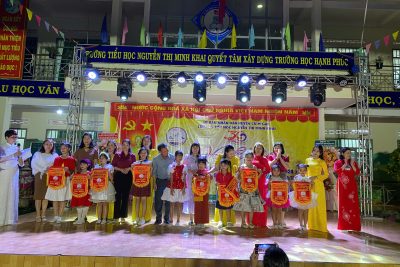 TRƯỜNG TH NGUYỄN THỊ MINH KHAI TỔ CHỨC SÔI NỔI CÁC HOẠT ĐỘNG THÁNG 11/2024
