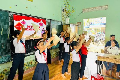 KHI BUỔI HỌP PHỤ HUYNH TRỞ THÀNH “HÀNH TRÌNH CỦA SỰ THẤU HIỂU” VÀ KẾT NỐI YÊU THƯƠNG