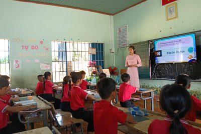 Đẩy mạnh ứng dụng CNTT trong dạy học – Thực hiện hiệu quả chỉ đạo chuyển đổi số tại Trường Tiểu học Nguyễn Thị Minh Khai